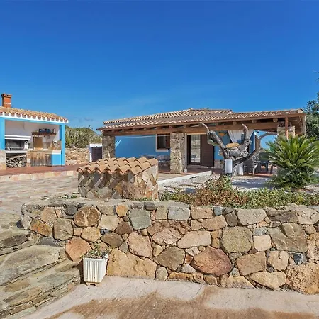 Villa Favola Indipendente Con Piscina Tertenia